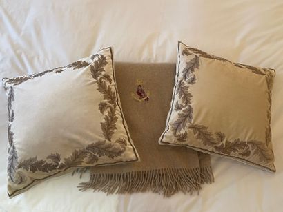 SET OF A PLAID in beige cashmere with fringed...