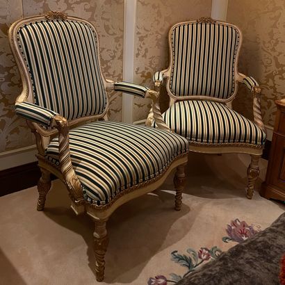 * PAIR OF LARGE VIOLONE FLAT-BACKED CHAIRS...