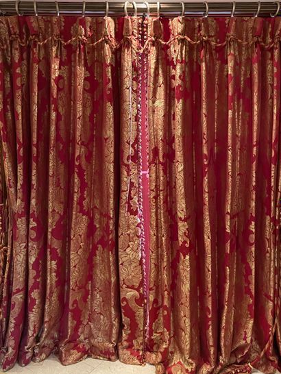 2 PAIRS OF CURTAINS in brocade decorated...