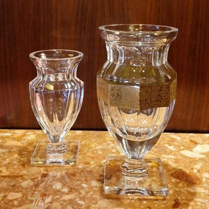MOSER - VASE MEDICIS en cristal blanc taillé...
