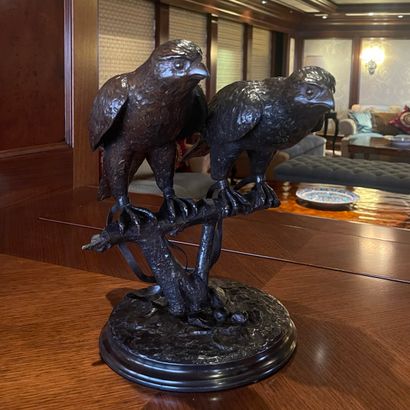 NEIFORD (21st CENTURY)
Two connected hawks
BRONZE...
