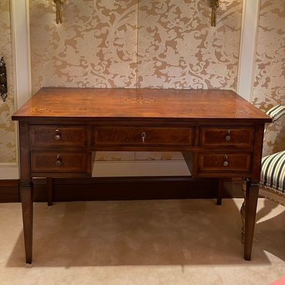 * Italy - XIXth Century - Modern walnut veneer...