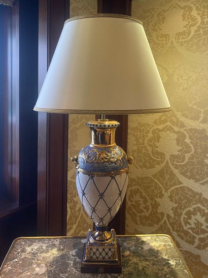 Pair of Neoclassical style baluster LAMPS...