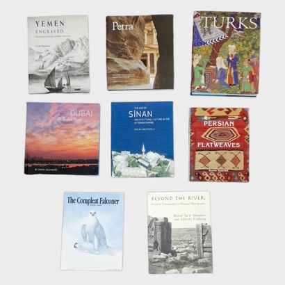8 ENGLISH-LANGUAGE BOOKS ON THE ORIENT :
-...