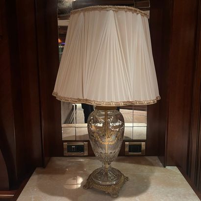 PAIRE DE LAMPES de forme balustre de Style...