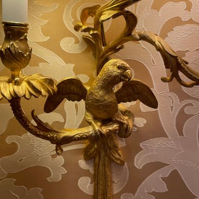 PAIR OF BEAUTIFUL Louis XV - Modernes style...