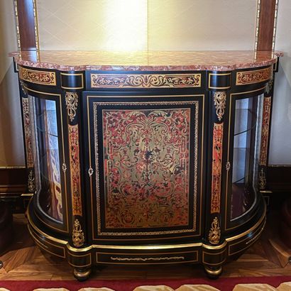 * A PAIR OF Napoleon III - Modern style HALF-LUNE...