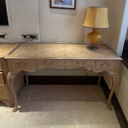 * Chippendale-style modern flat desk in oak...