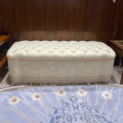 * BANQUETTE DE FORME MOUVEMENTEE de Style...
