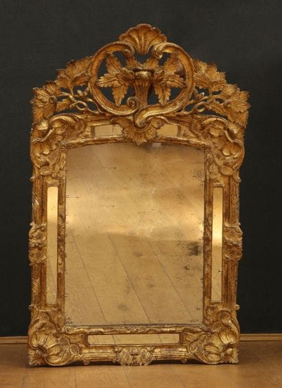 MIROIR d'Epoque XVIIIème Siècle à tain au...