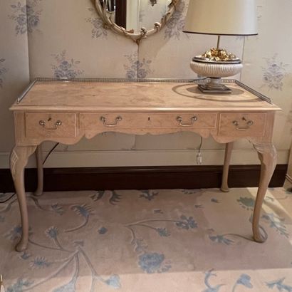 * BUREAU PLAT de Style Chippendale - Moderne...