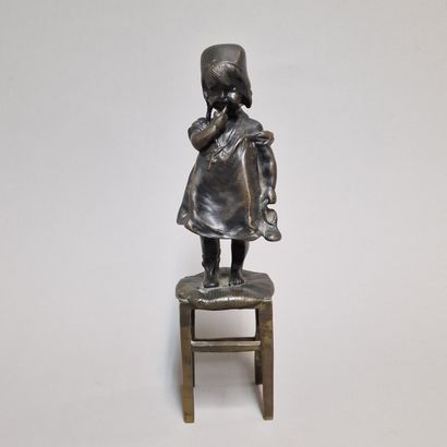 Juan CLARA AYATS (1875-1958)
Petite fille...