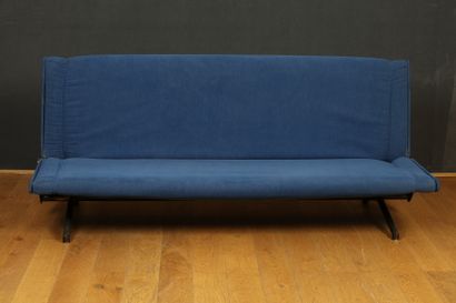 Osvaldo BORSANI (1911-1985)
SOFA D70
en métal...