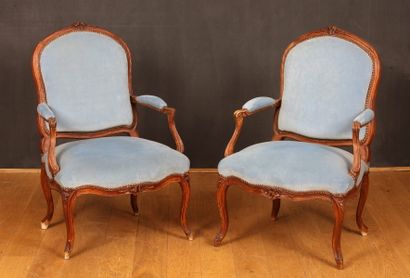 PAIRE DE FAUTEUILS à dossier plat d'Epoque...