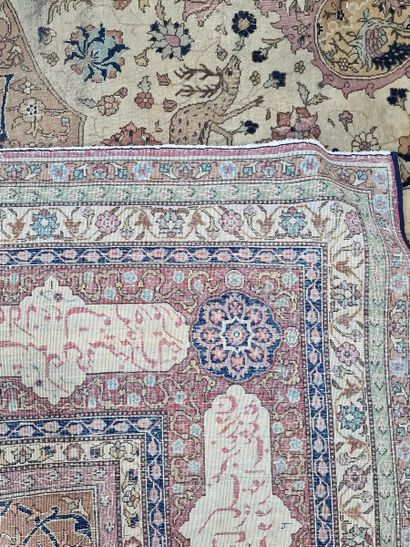 TAPIS TEBRIZ (chaine et trame en coton, velours...