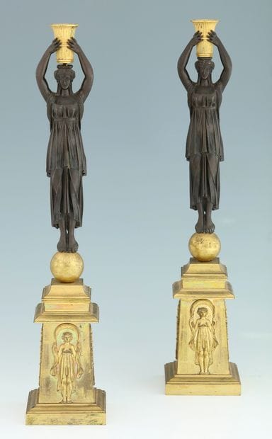 PAIRE DE FLAMBEAUX d'Epoque Empire 
En bronze...