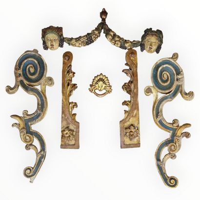 6 WOODEN APPLIQUE PAIRS OF WHICH TWO PAIRS...