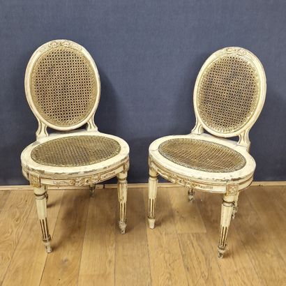 PAIR OF MEDAILLON FLAT-BACKED CANE CHAIRS...