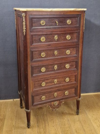 Attributed to the Maison KRIEGER Paris -...