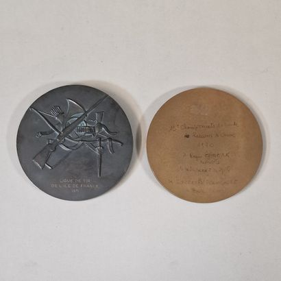 2 HUNTING MEDALS 
- One after Raymond DELAMARRE...