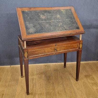 Early 19th century TABLE A LA TRONCHIN in...