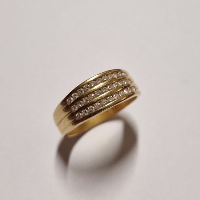 MODERN BAND RING in yellow gold 750 Millièmes...