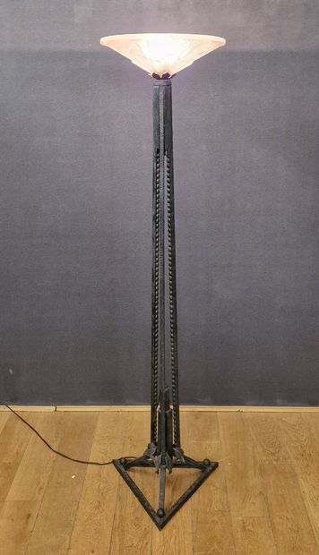 Art Deco period ELECTRIC LAMP LADY with black...