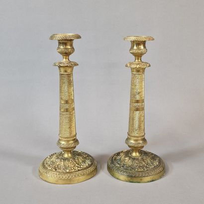PAIR OF COLUMNED FLAMPS from the Restoration...