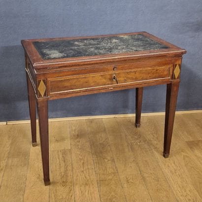 Early 19th century TABLE A LA TRONCHIN in...