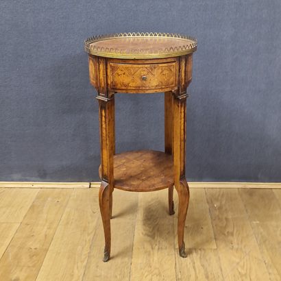 TABLE CHIFONNIERE TAMBOUR de Style Transition...