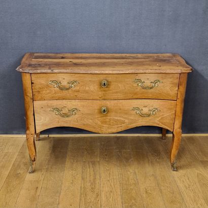 LARGE JUMPING COMMODE - Provence 18th Century...