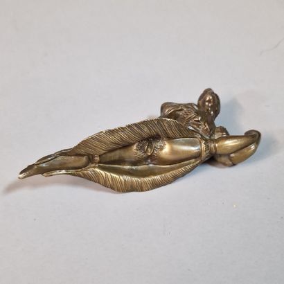 6 ZOOMORPHIC PRESSES OR SUBJECTS from the...
