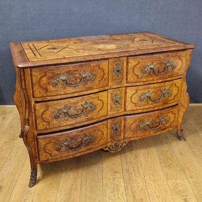 MAZARINE COMMODE - Probably Dauphiné, Louis...