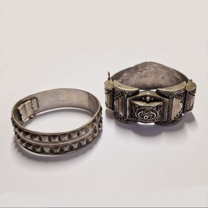 TWO RIGID SILVER BRACELETS
- RIGID BRACELET...