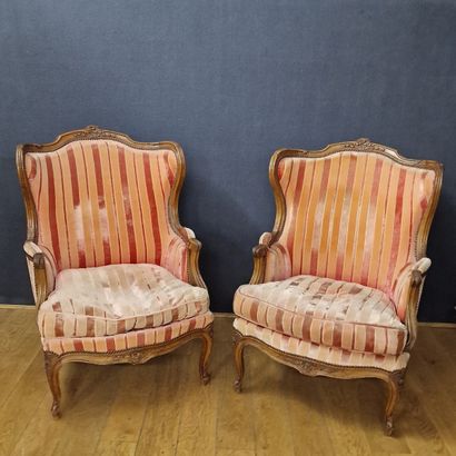 Pair of Louis XV style walnut shepherds'...