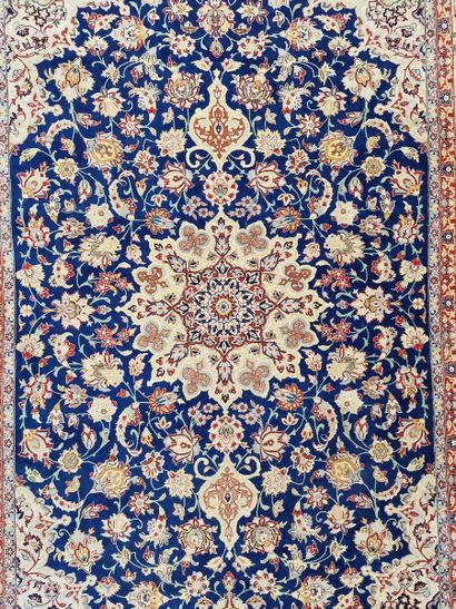 ISPAHAN RUG (cotton warp and weft, wool velvet),...