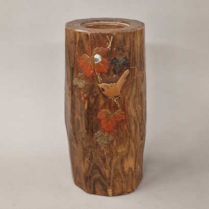 JAPAN- XXEME SIECLE - Bamboo and lacquer...