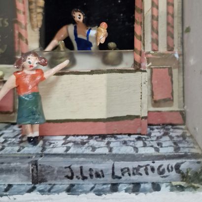 Jean-Lin LARTIGUE (XXth)
Street box
DIORAMA...