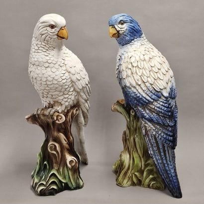 PAIR OF LARGE PARROT STATUETTES Circa 1960...