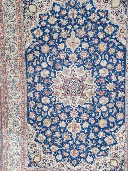 ISPAHAN RUG (cotton warp and weft, wool velvet),...