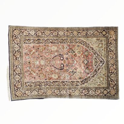 SILK GHOUM RUG (cotton warp and weft, silk...