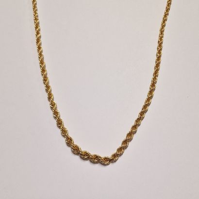 Modern twisted necklace in yellow gold 750...