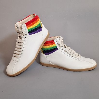 GUCCI - PAIR OF 