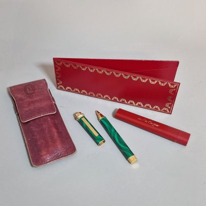 MUST DE CARTIER - STYLO BILLE MODELE VENDOME...