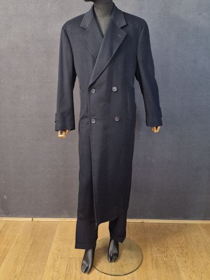 Gianfranco FERRE - AMPLE MANTEAU en cachemire...