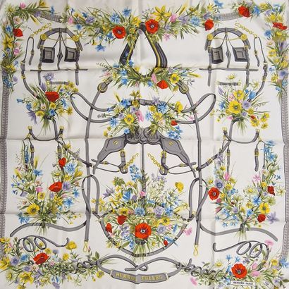HERMES PARIS MADE IN FRANCE - CARRE in printed...
