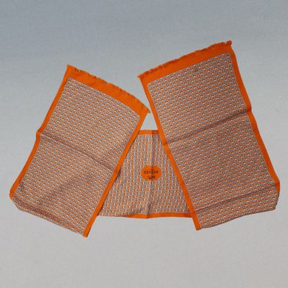 HERMES PARIS MADE IN FRANCE - Fine silk twill...
