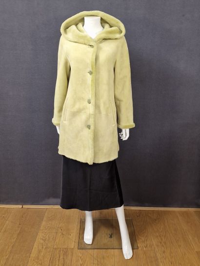 JACKET in almond suede reverse and color-finish...