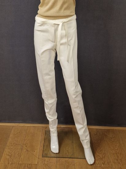 Max MARA - LOT COMPOSE DE 2 PANTALONS en...
