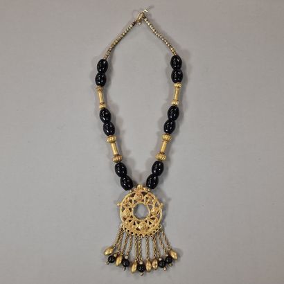 Yves SAINT LAURENT HAUTE COUTURE - NECKLACE...